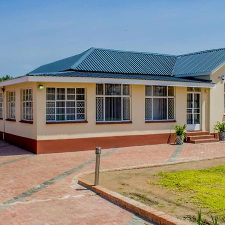 Lynm Residence Harare Extérieur photo