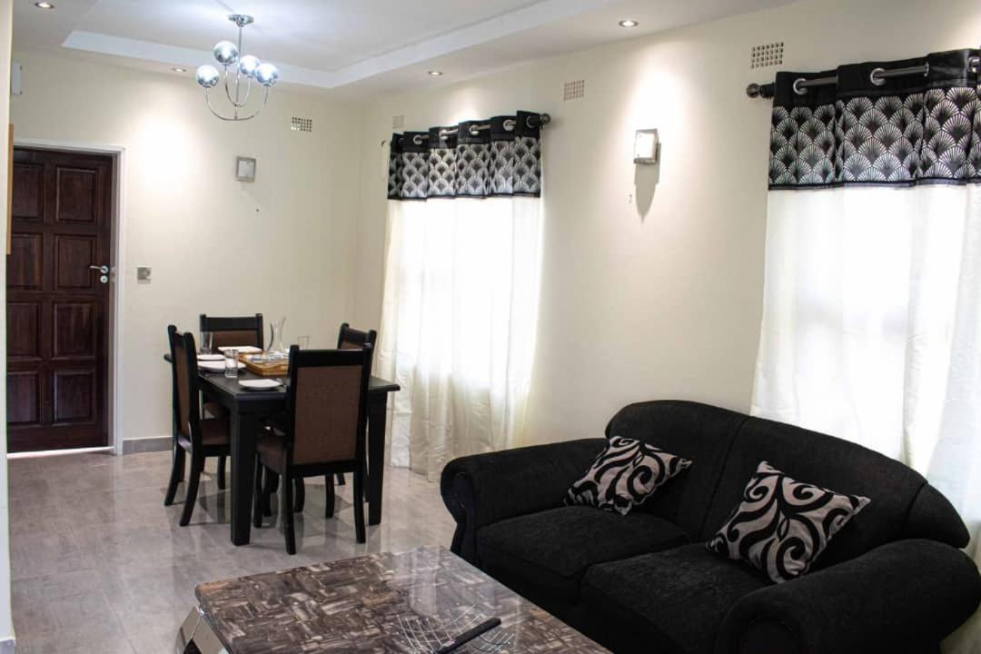 Lynm Residence Harare Extérieur photo