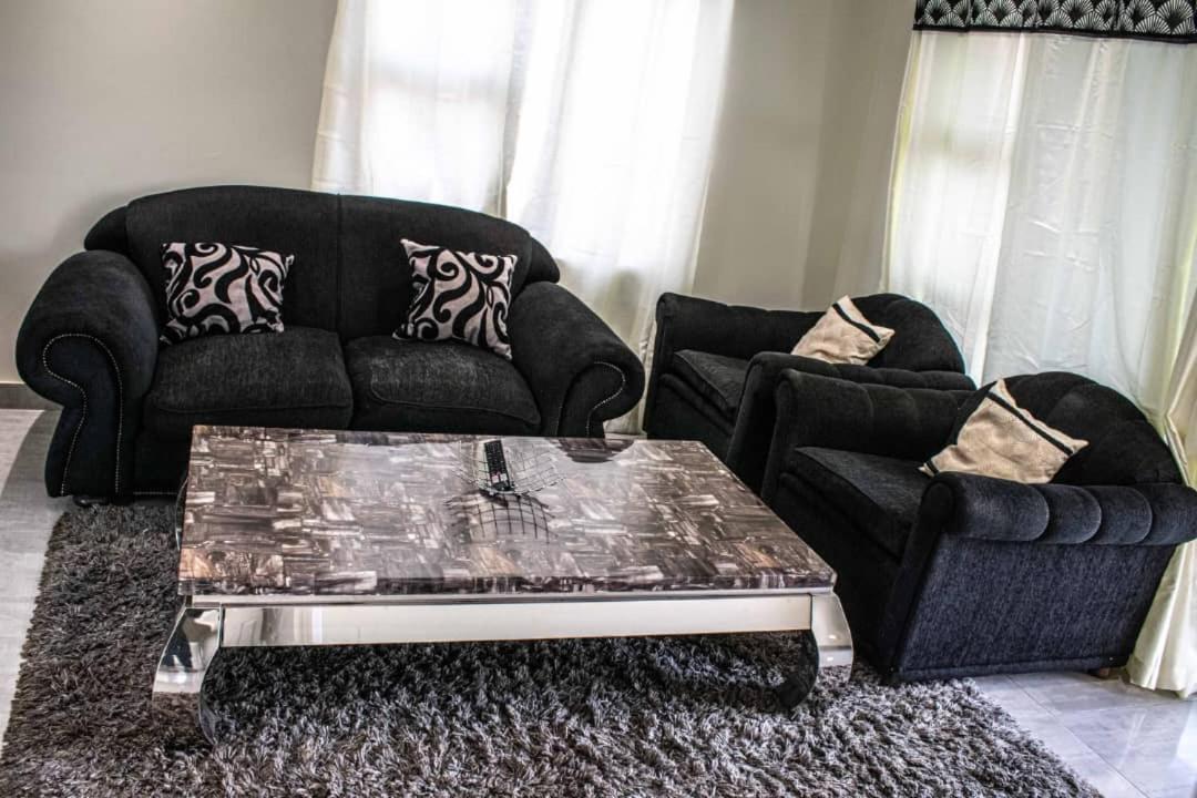 Lynm Residence Harare Extérieur photo