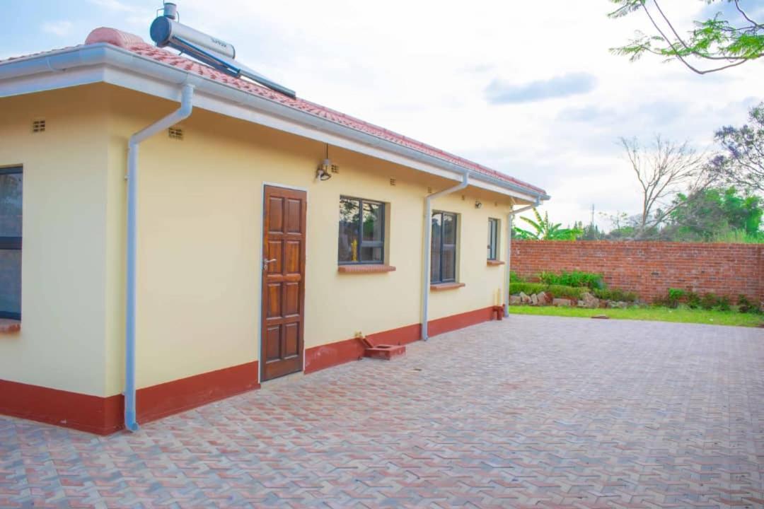 Lynm Residence Harare Extérieur photo