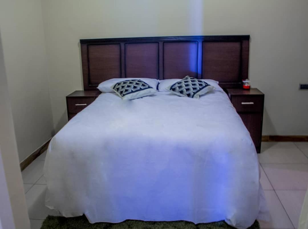 Lynm Residence Harare Extérieur photo