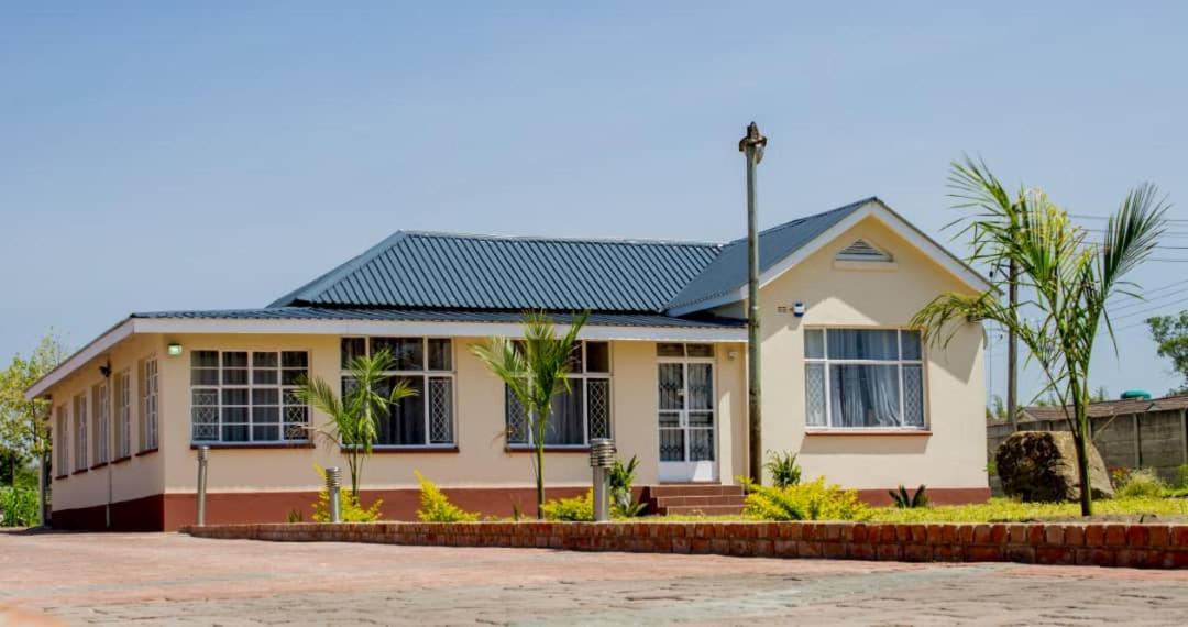 Lynm Residence Harare Extérieur photo